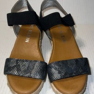Anne Klein Black and Tan Sandals